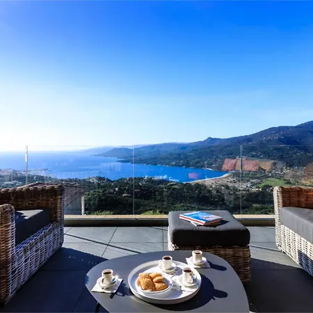 Supranu Villa